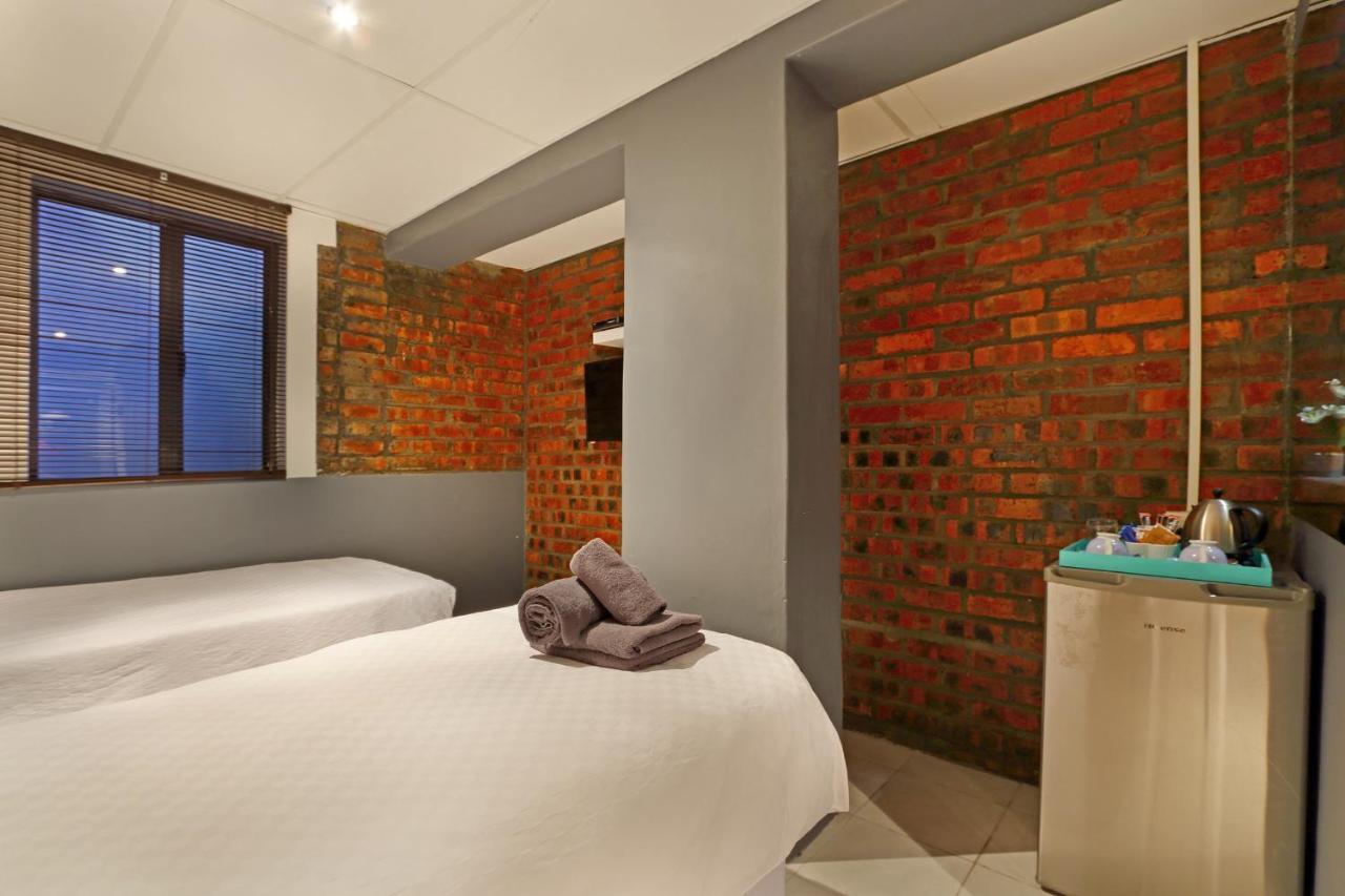 Happy Rhino Hotel Le Cap Extérieur photo