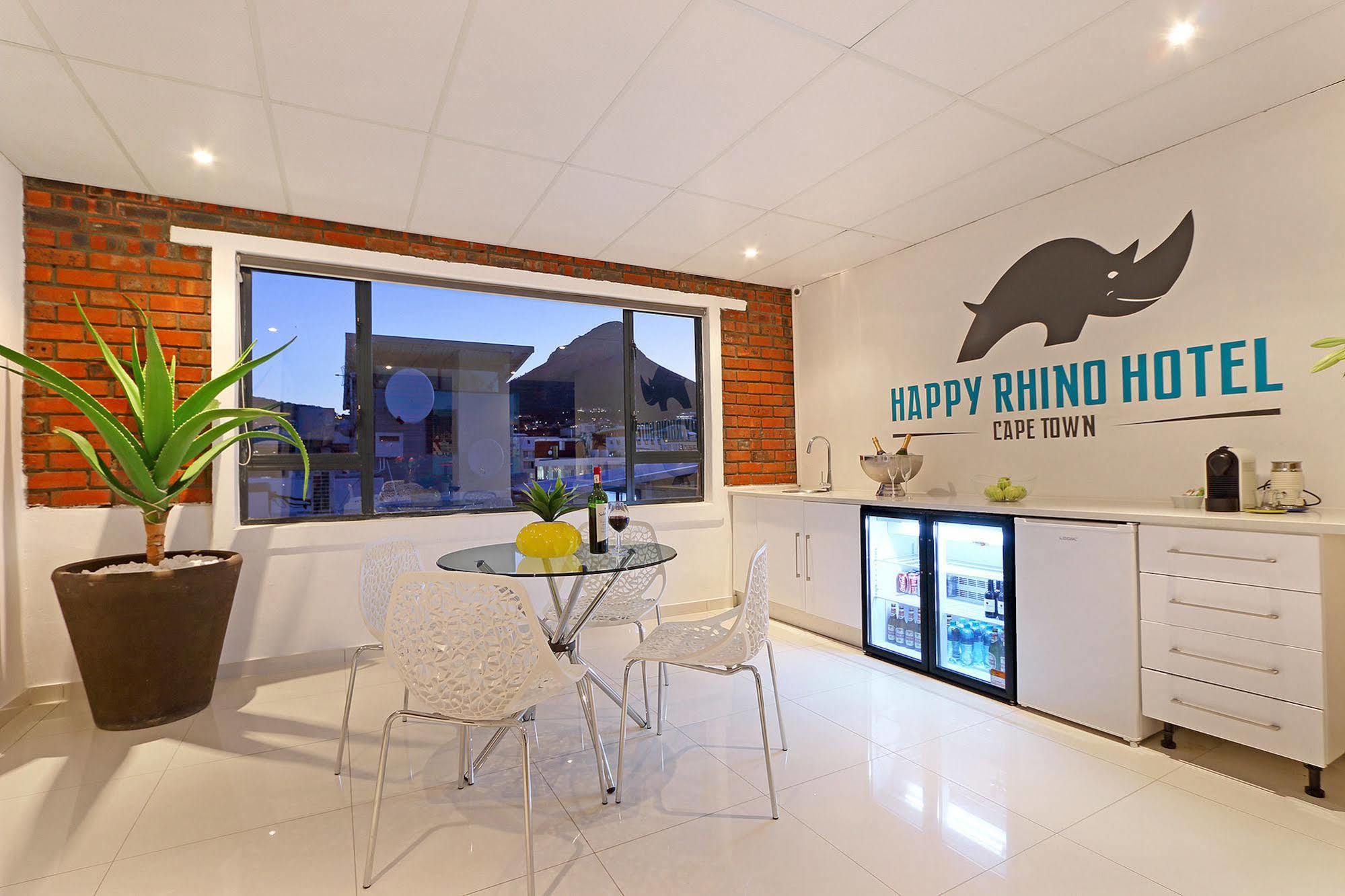 Happy Rhino Hotel Le Cap Extérieur photo