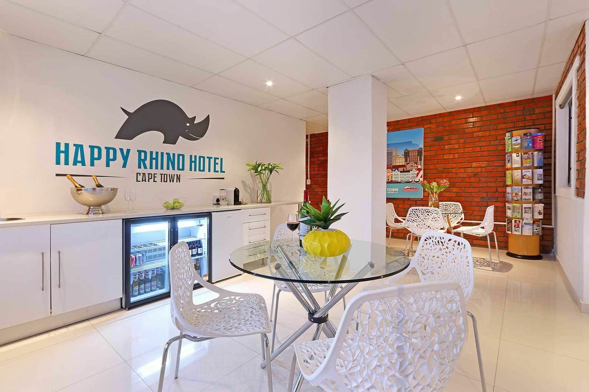 Happy Rhino Hotel Le Cap Extérieur photo